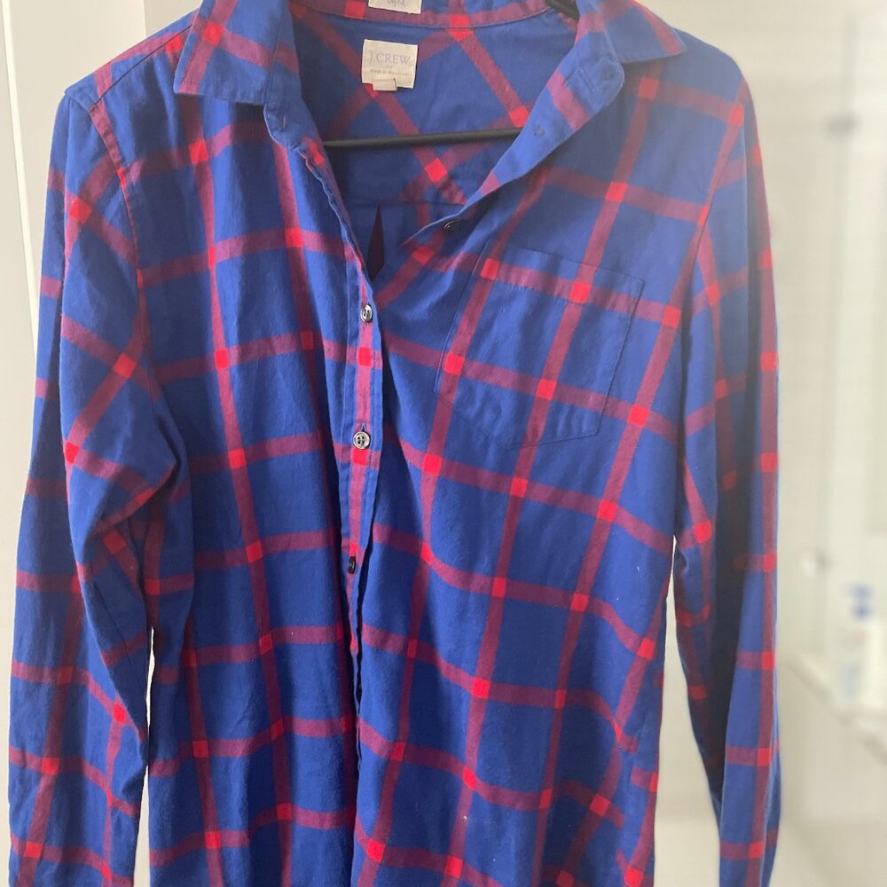 Jcrew plaid boyfriend button down shirt